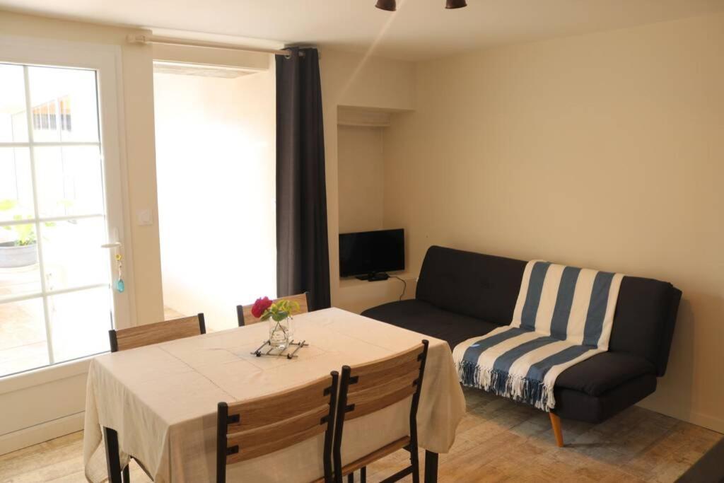 Beau T3 *** Pour 2 A 4 Pers Avec Patio Privatif Apartment La Couarde-sur-Mer Luaran gambar
